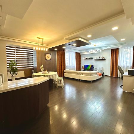 אולן בטור Suu'S Guest House מראה חיצוני תמונה